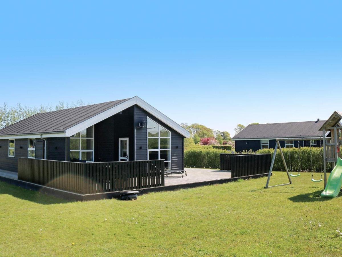 8 Person Holiday Home In Hadsund Exterior foto